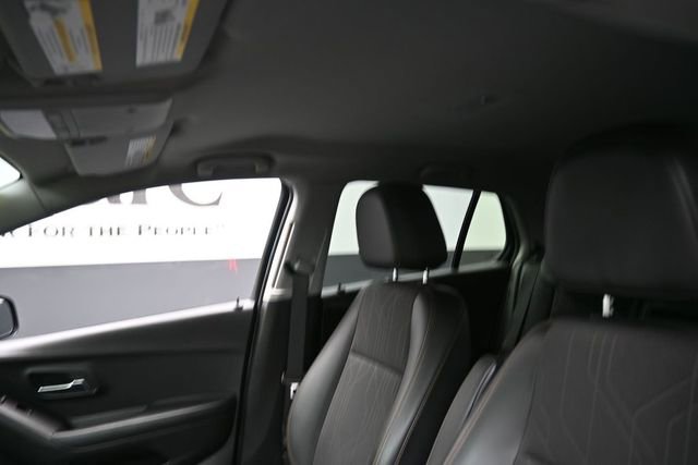 Used 2022 Chevrolet Trax LT w/ LT Convenience Package AWD/4WD image 10