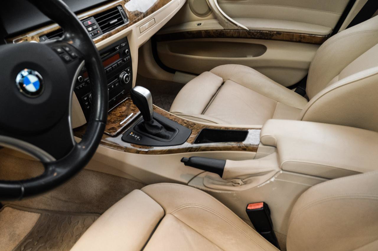 Used 2007 BMW 335xi Sedan AWD/4WD image 19
