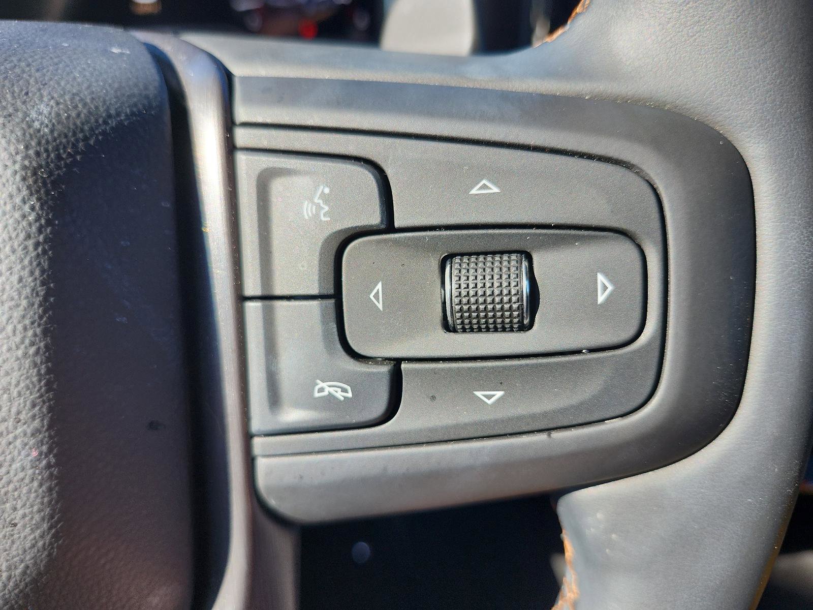 Certified 2025 GMC Sierra 1500 AT4 w/ AT4 Premium Package image 29