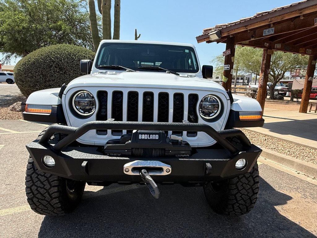 Used 2021 Jeep Gladiator Rubicon AWD/4WD image 3