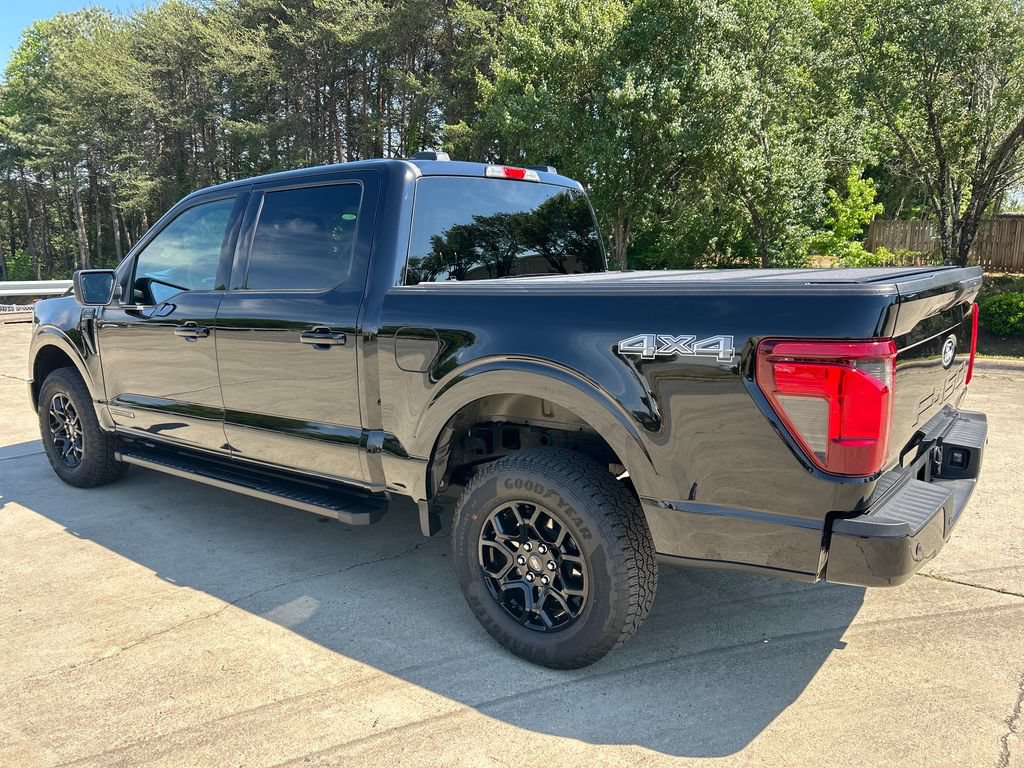 Used 2025 Ford F150 XLT w/ Equipment Group 301A Standard AWD/4WD image 3