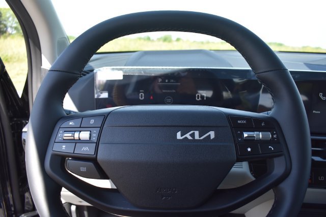 New 2026 Kia Sportage EX FWD image 31