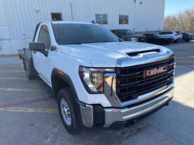 Used 2024 GMC Sierra 2500 Pro w/ Convenience Package image 3