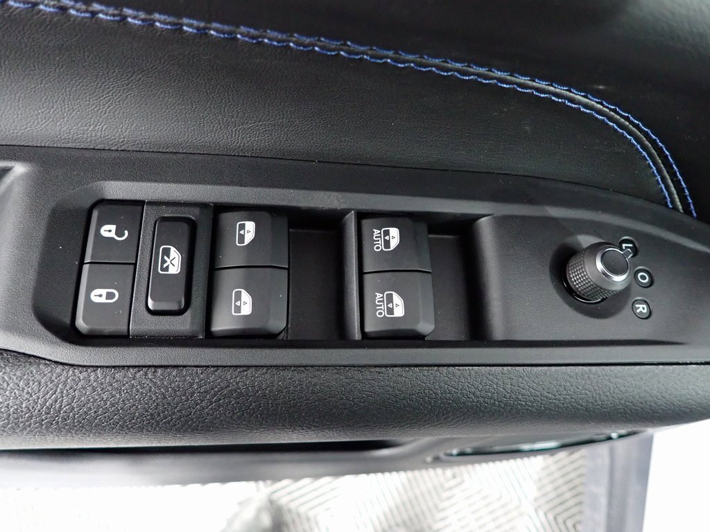 New 2026 Jeep Compass Latitude image 16