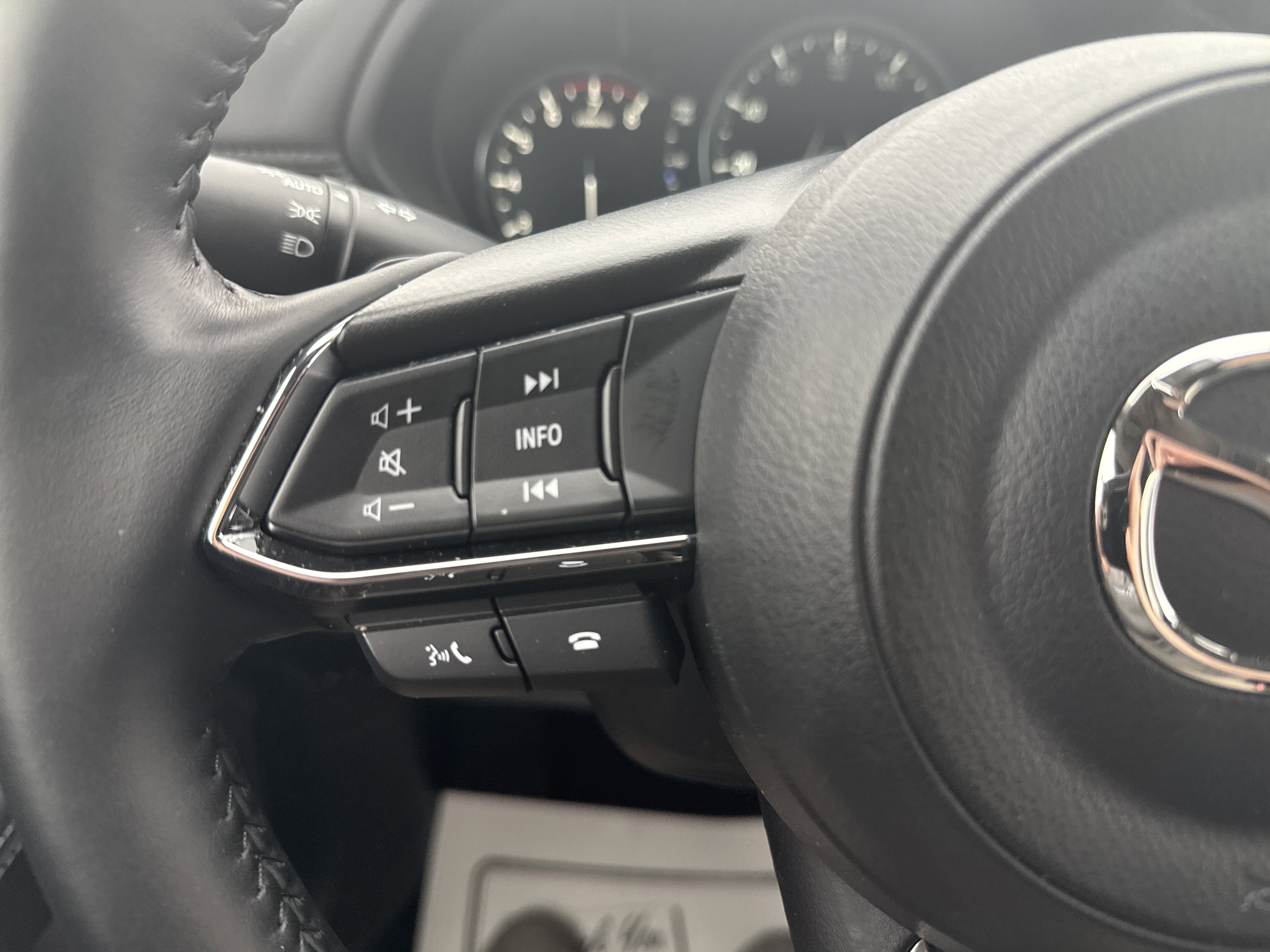 Used 2025 MAZDA CX-5 AWD 2.5 S w/ Premium Plus Pkg image 19