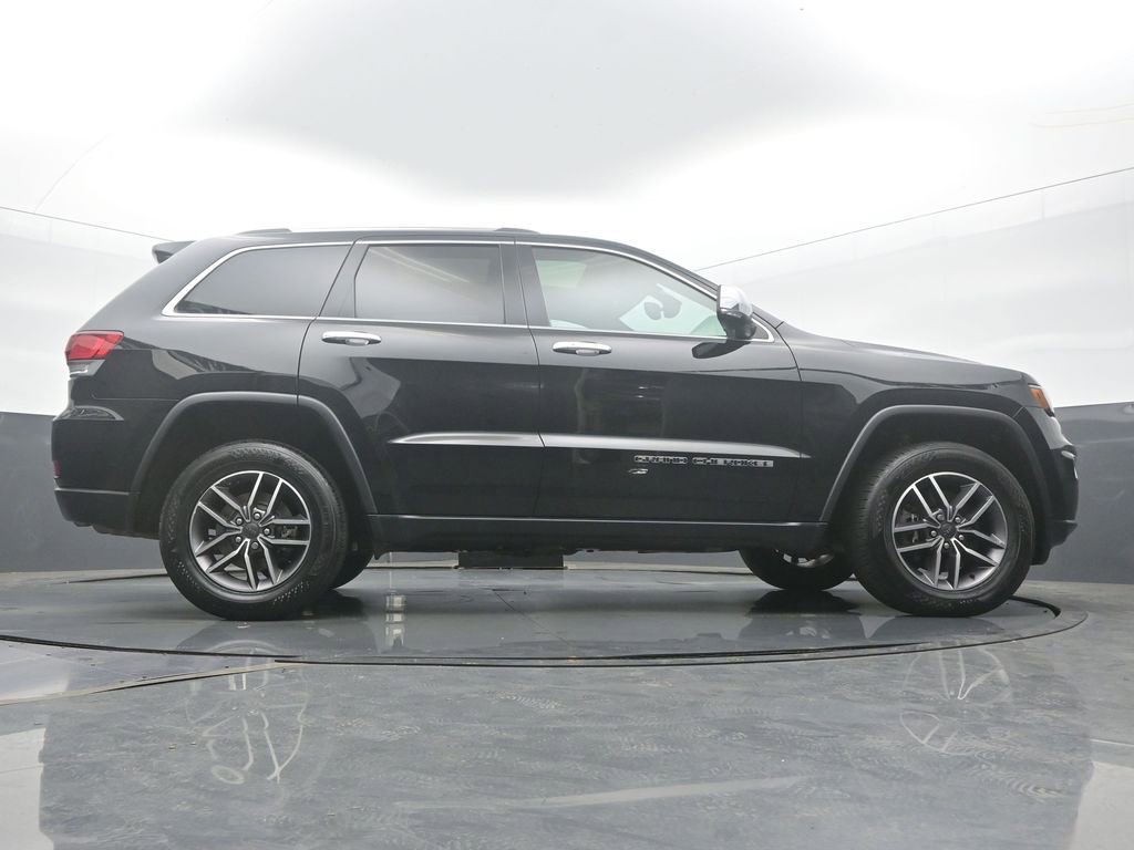Used 2021 Jeep Grand Cherokee Limited w/ Sun & Sound Group AWD/4WD image 49