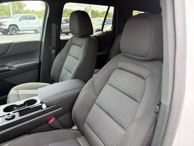 New 2027 Chevrolet Equinox LT w/ Safety and Technology Package FWD image 20