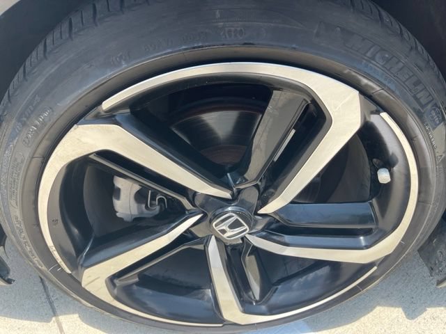 Used 2019 Honda Accord Sport image 8