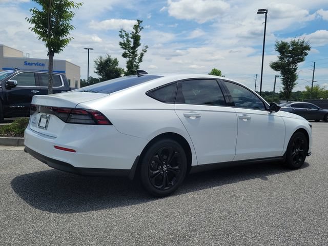 Certified 2025 Honda Accord SE image 4