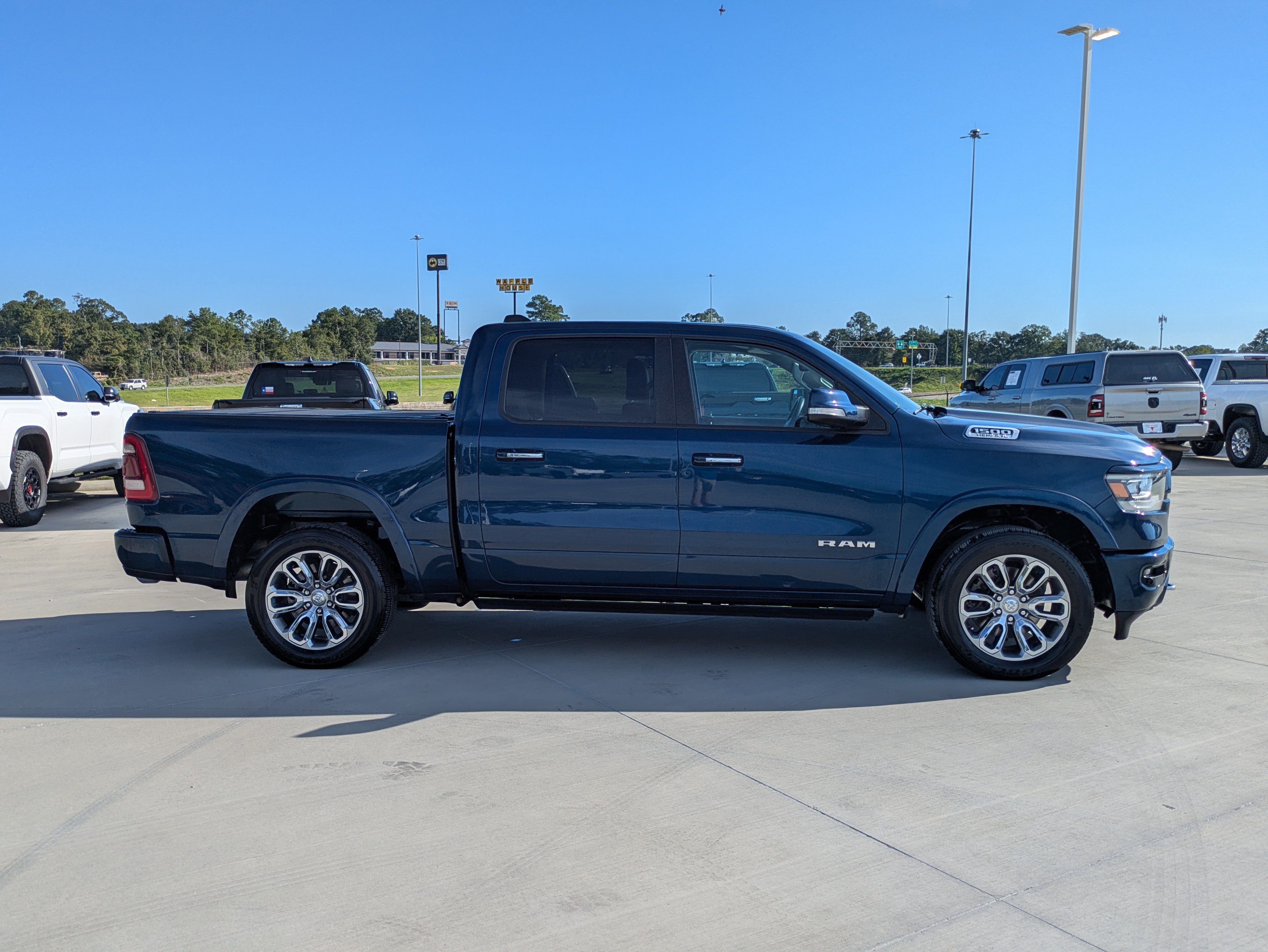 Used 2022 RAM 1500 Laramie RWD image 7