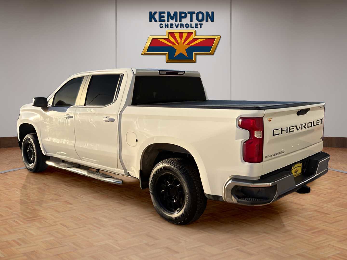 Used 2019 Chevrolet Silverado 1500 LT w/ All-Star Edition image 4