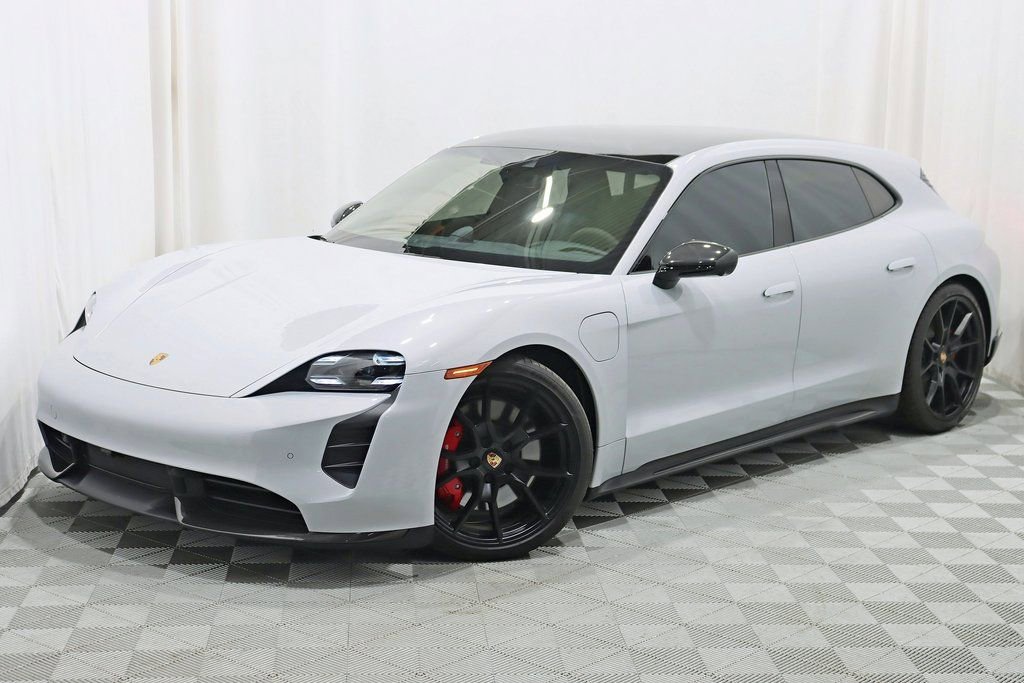 Used 2024 Porsche Taycan GTS image 2