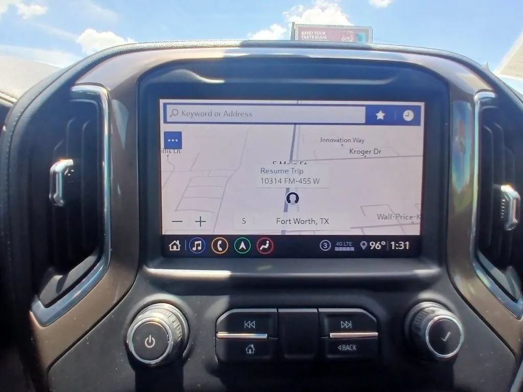 Used 2020 Chevrolet Silverado 1500 High Country w/ Technology Package AWD/4WD image 34