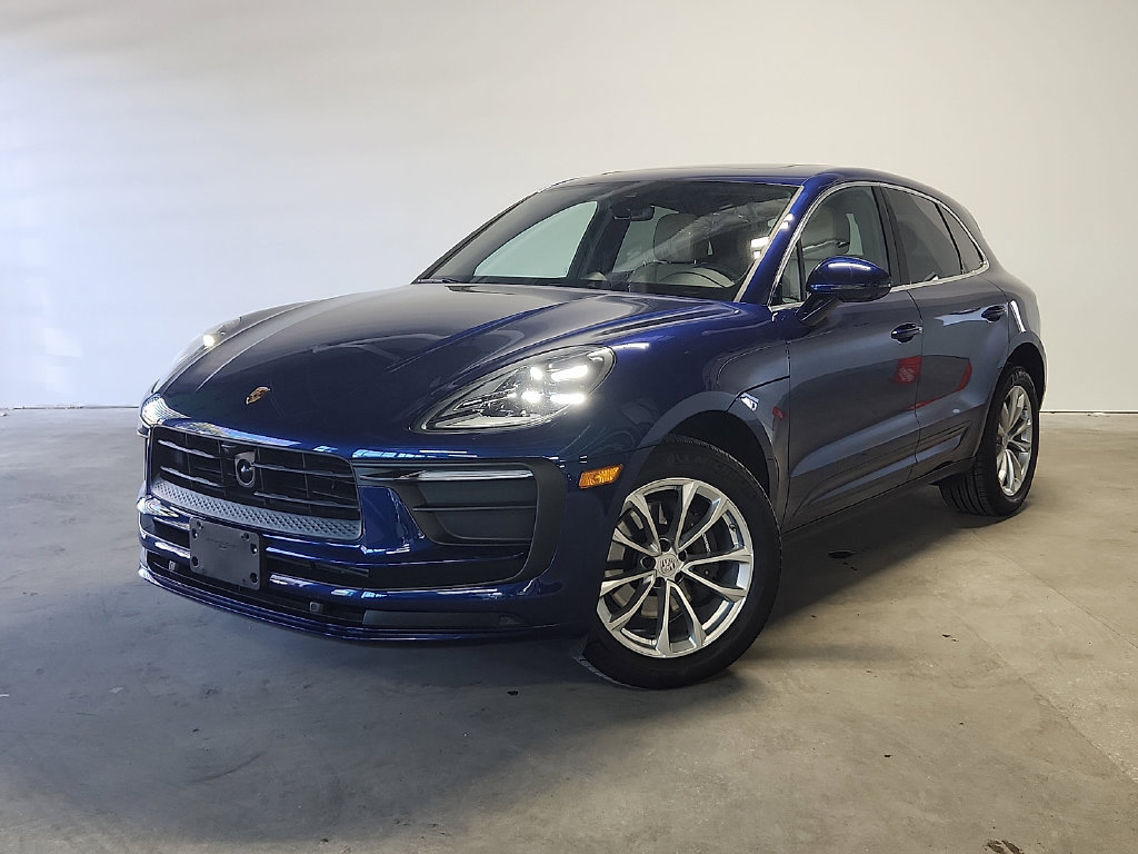 Used 2026 Porsche Macan AWD/4WD image 1