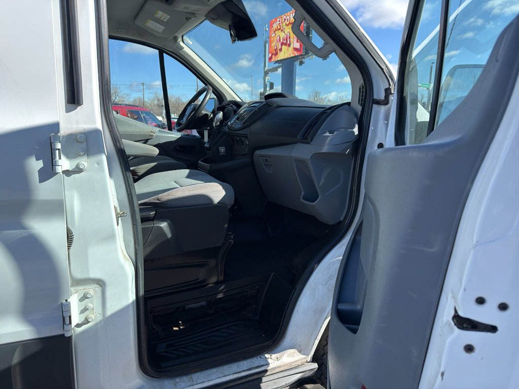 Used 2018 Ford Transit 150 XLT RWD image 12