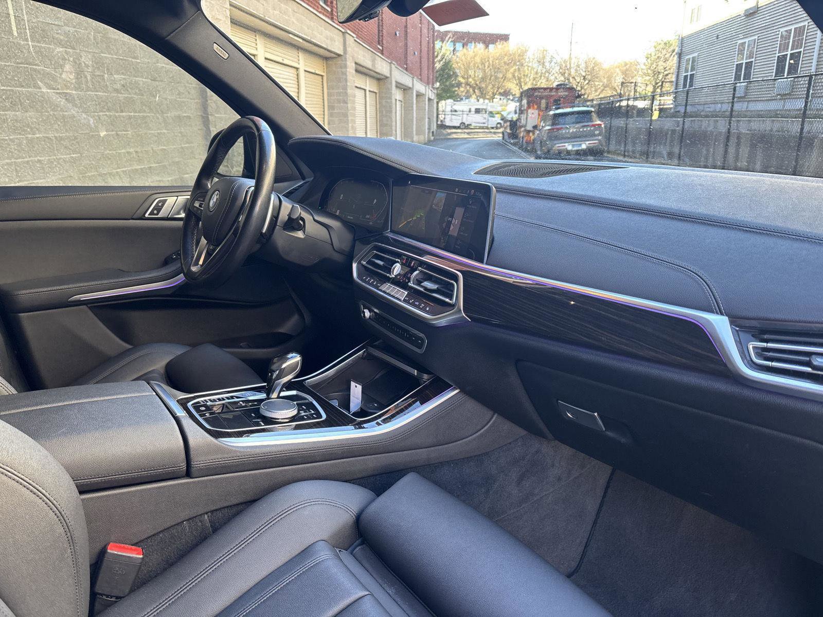 Used 2020 BMW X5 xDrive40i w/ Convenience Package image 9