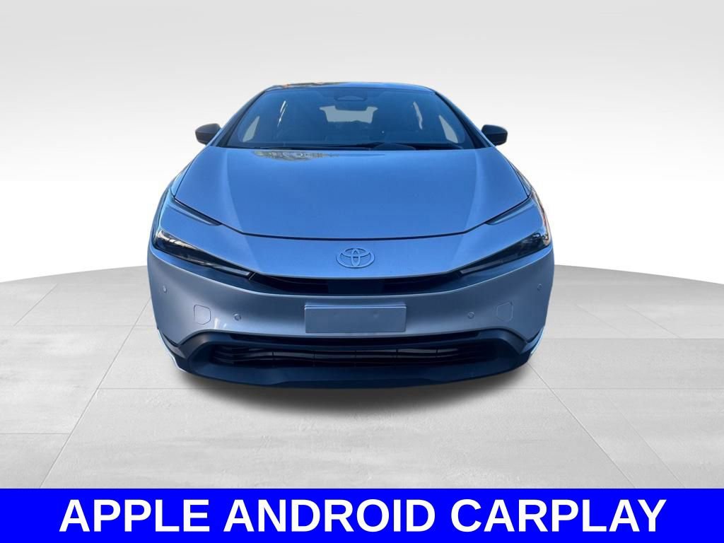 Used 2024 Toyota Prius LE image 9