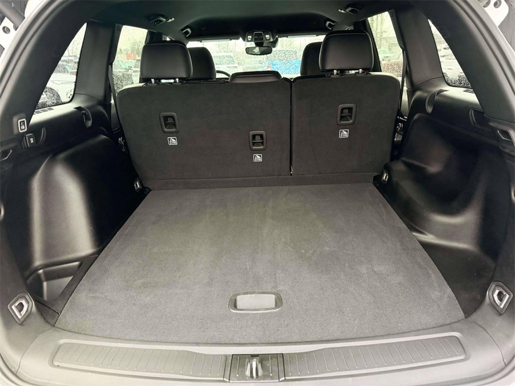 Used 2024 Jeep Grand Cherokee Altitude image 10