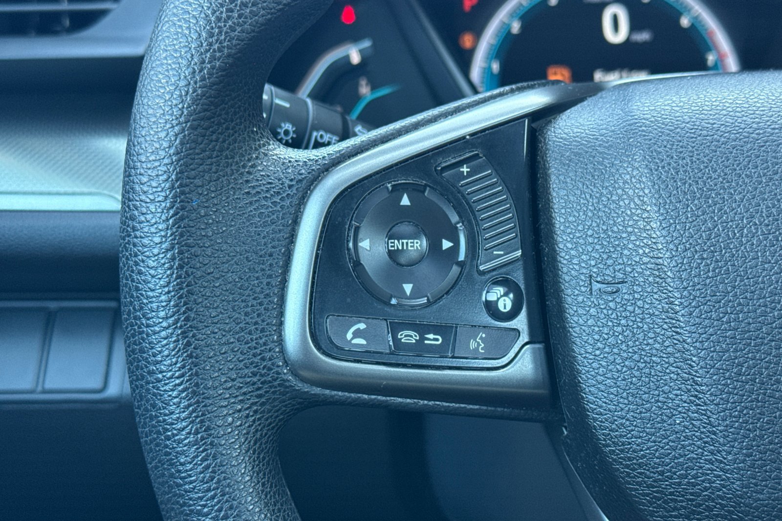 Used 2018 Honda Civic EX image 19