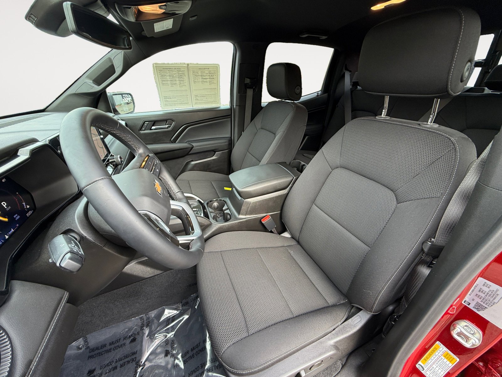 Used 2025 Chevrolet Colorado LT image 10