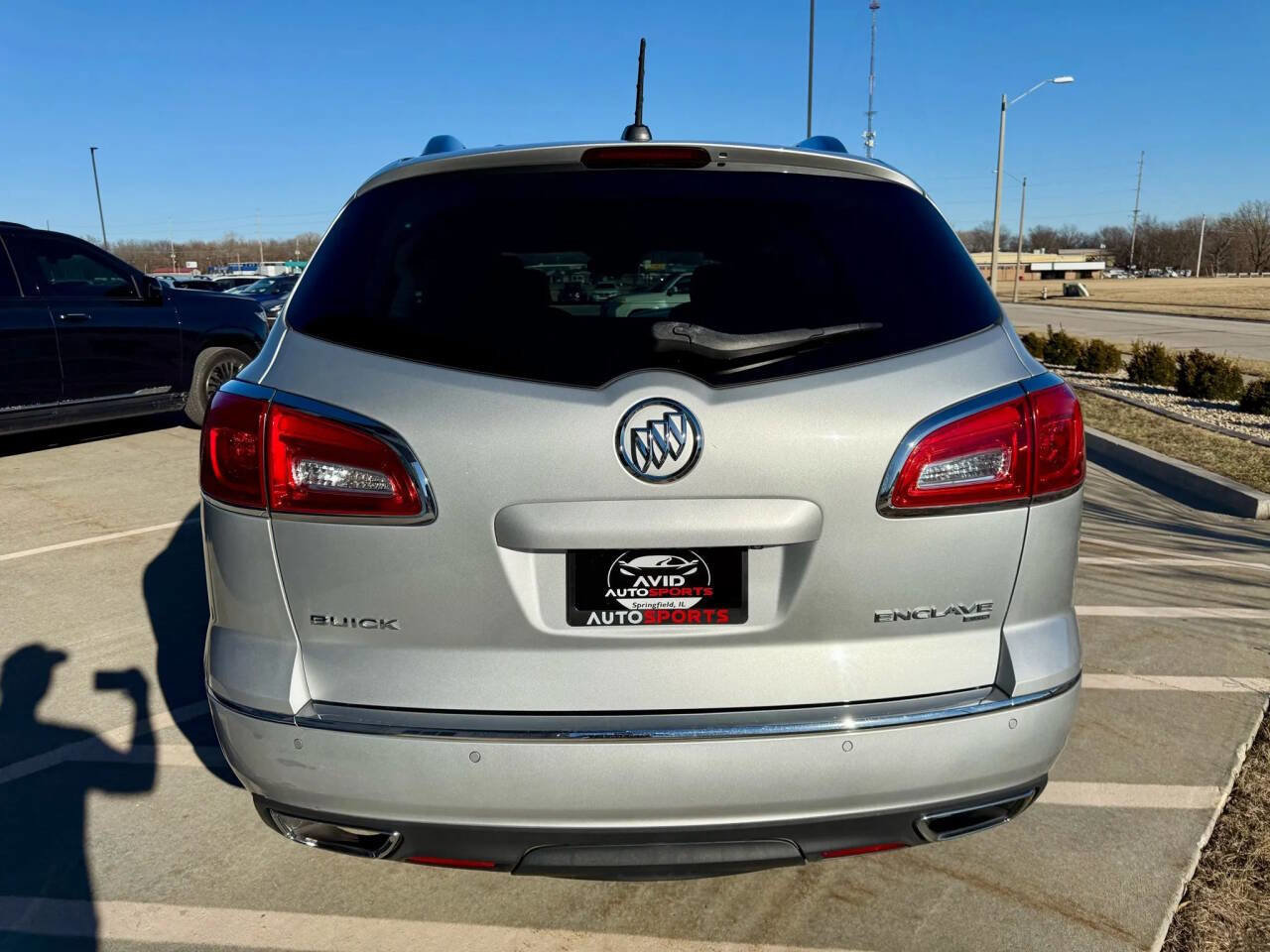 Used 2017 Buick Enclave Leather image 4