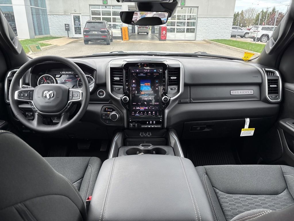 New 2026 RAM 1500 4x4 Crew Cab image 10