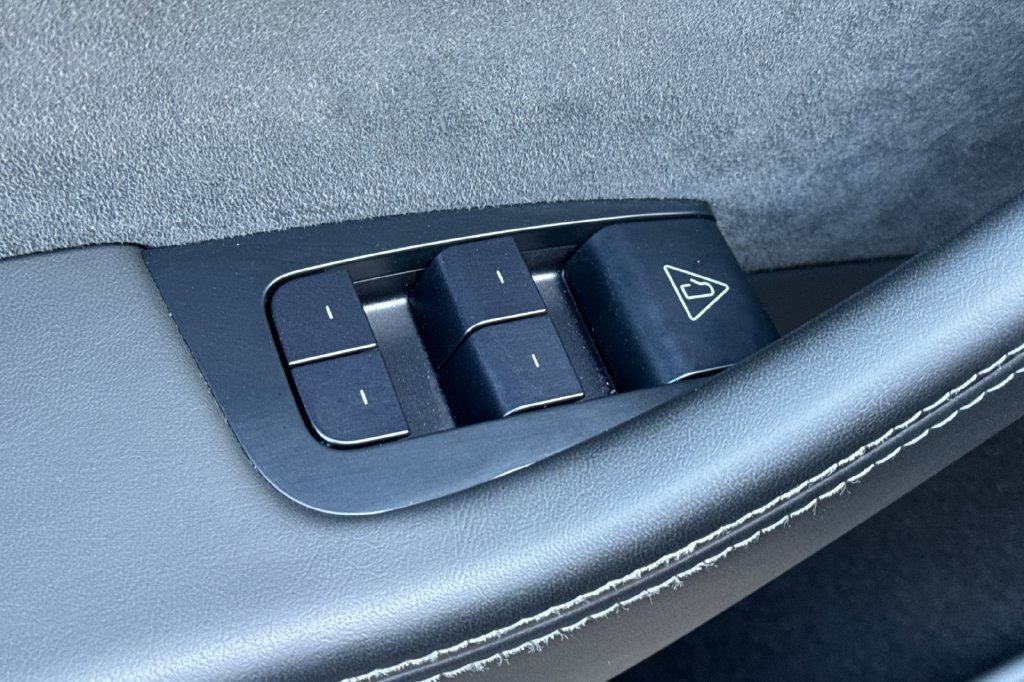 Used 2026 Tesla Model Y Long Range AWD/4WD image 15