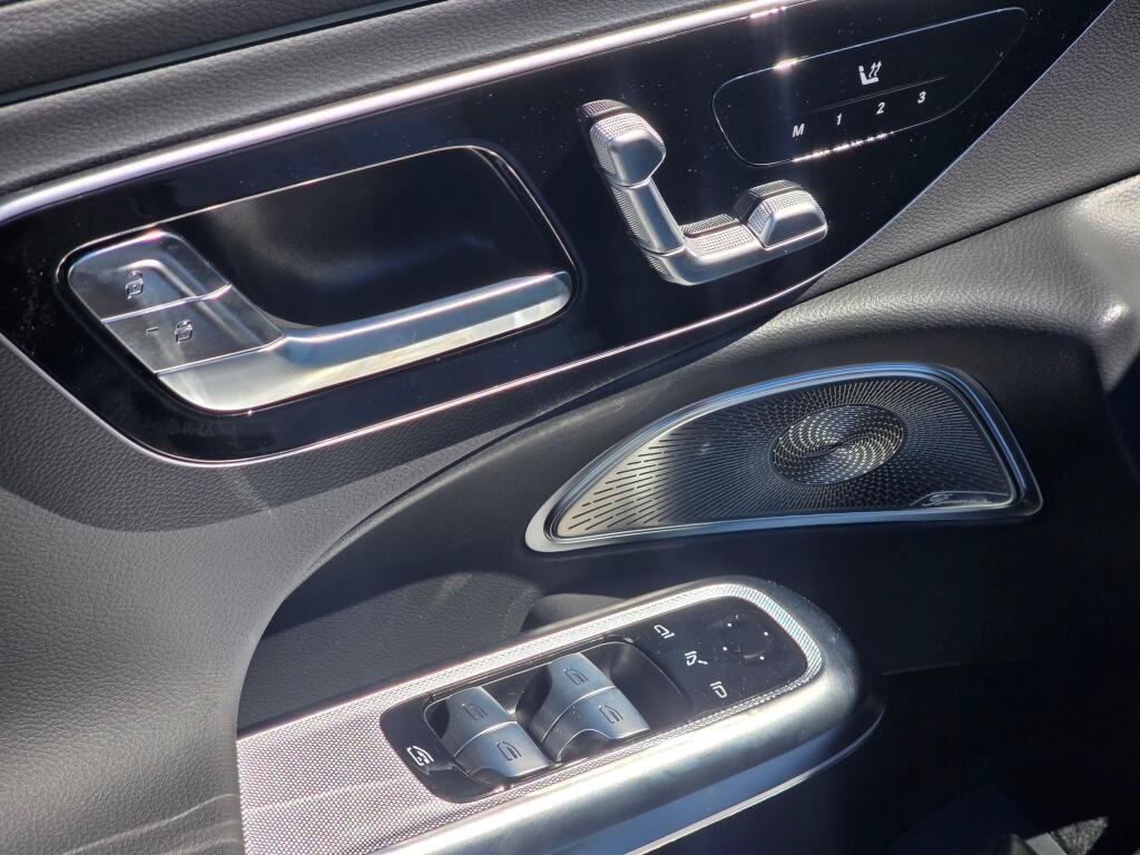New 2026 Mercedes-Benz E 350 4MATIC Sedan image 34