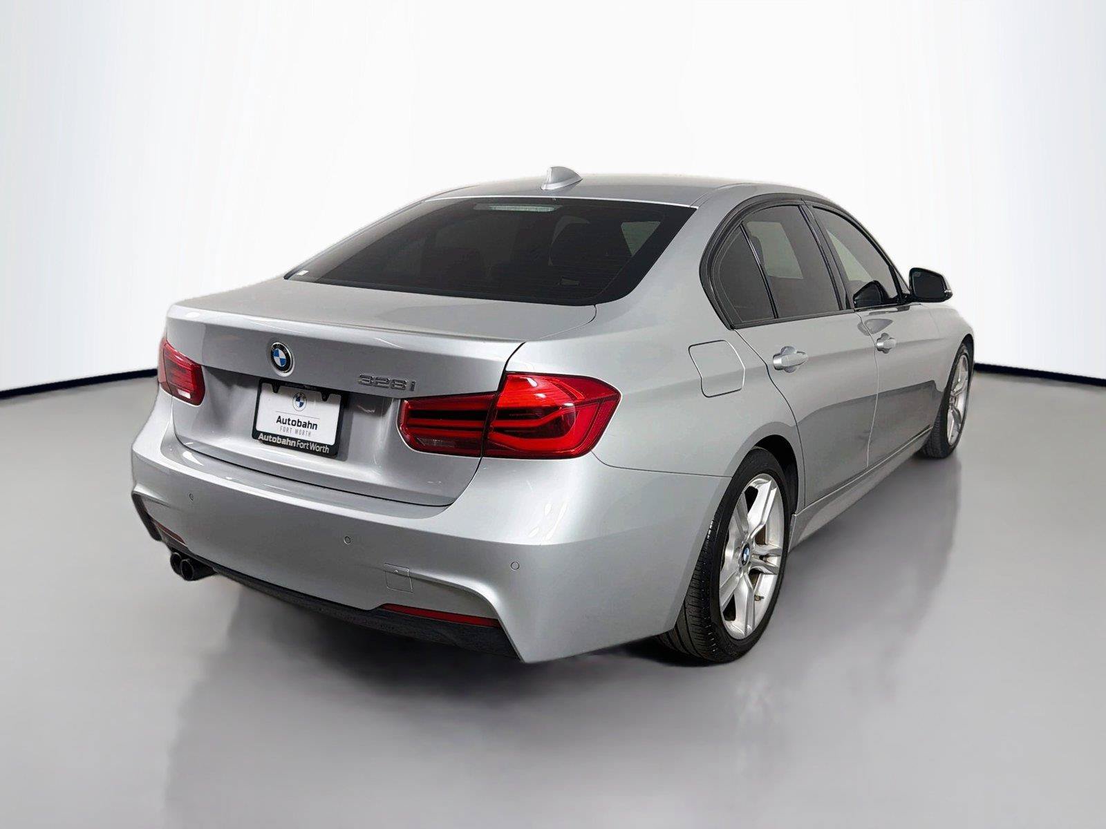 Used 2016 BMW 328i Sedan RWD image 5