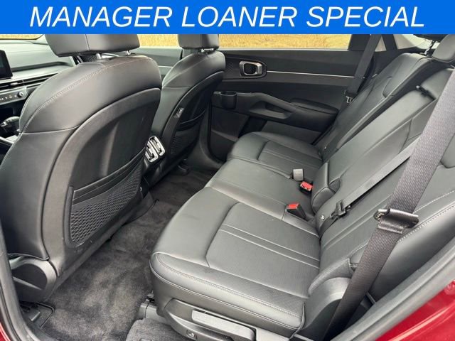 New 2025 Kia Sorento S image 12