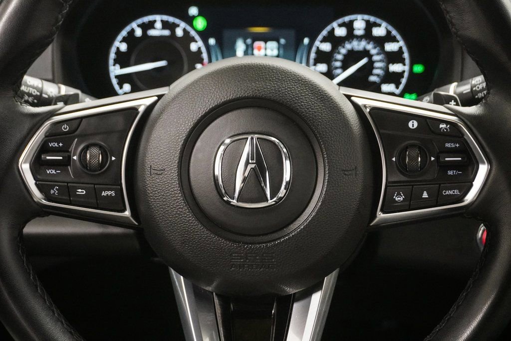 Used 2025 Acura RDX SH-AWD image 17