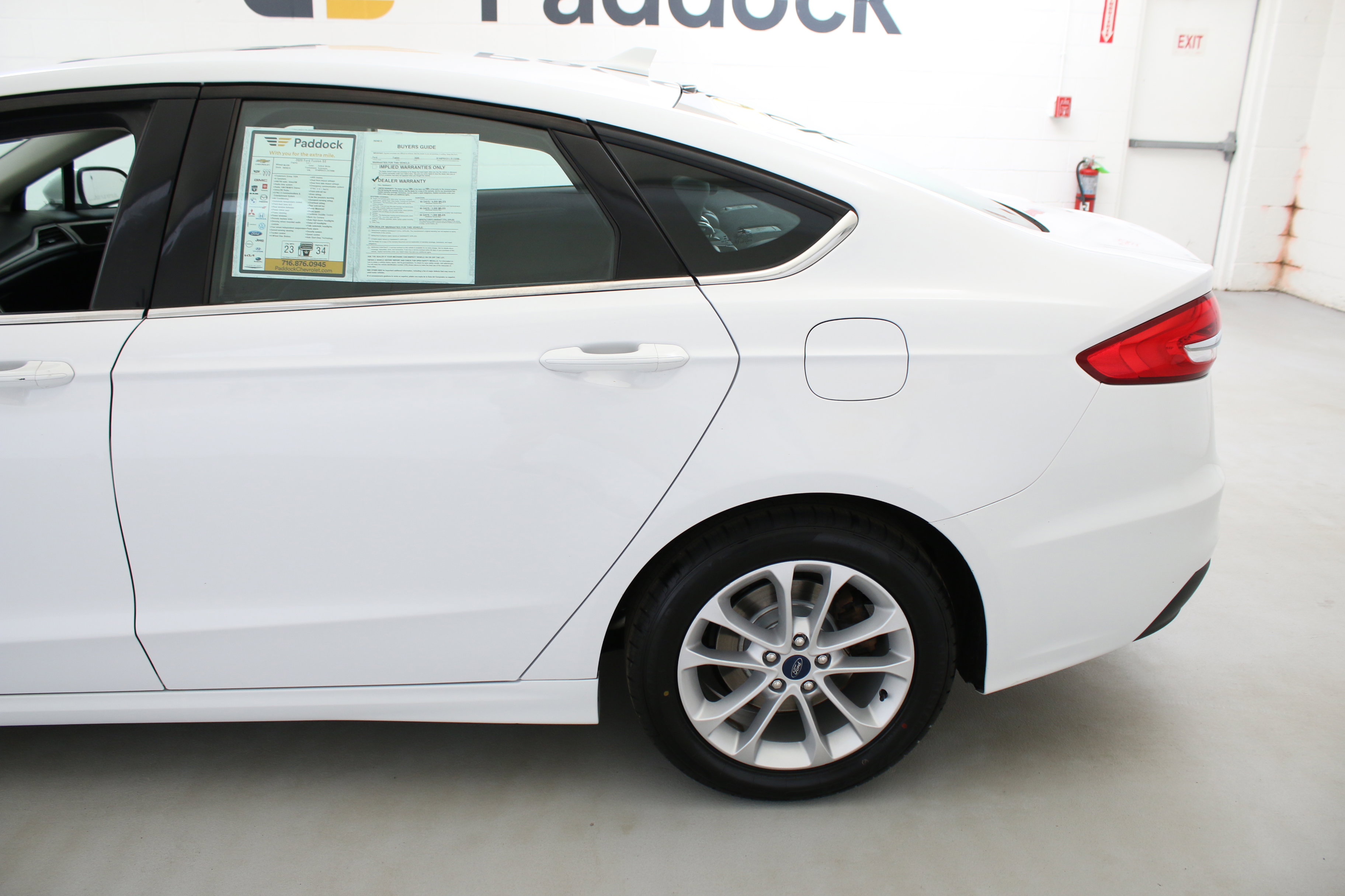 Used 2020 Ford Fusion SE image 6