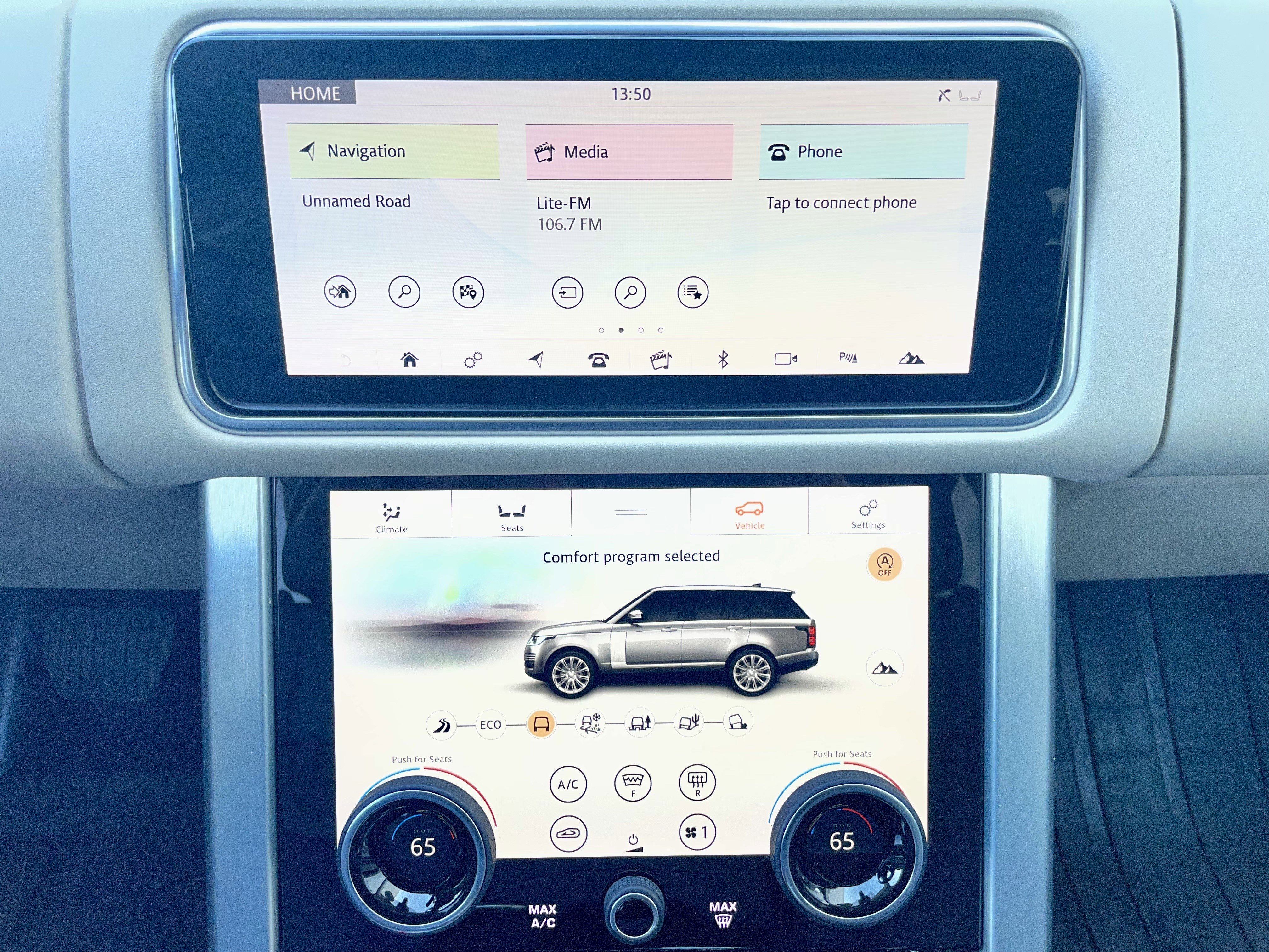 Used 2020 Land Rover Range Rover HSE image 19