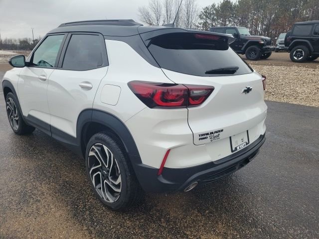 Certified 2025 Chevrolet TrailBlazer RS w/ Convenience Package AWD/4WD image 9