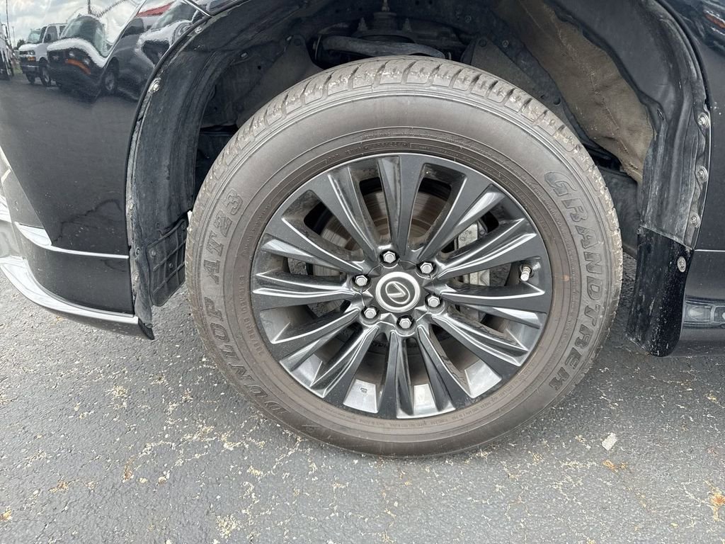 Used 2022 Lexus GX 460 Premium w/ Accessory Package AWD/4WD image 10