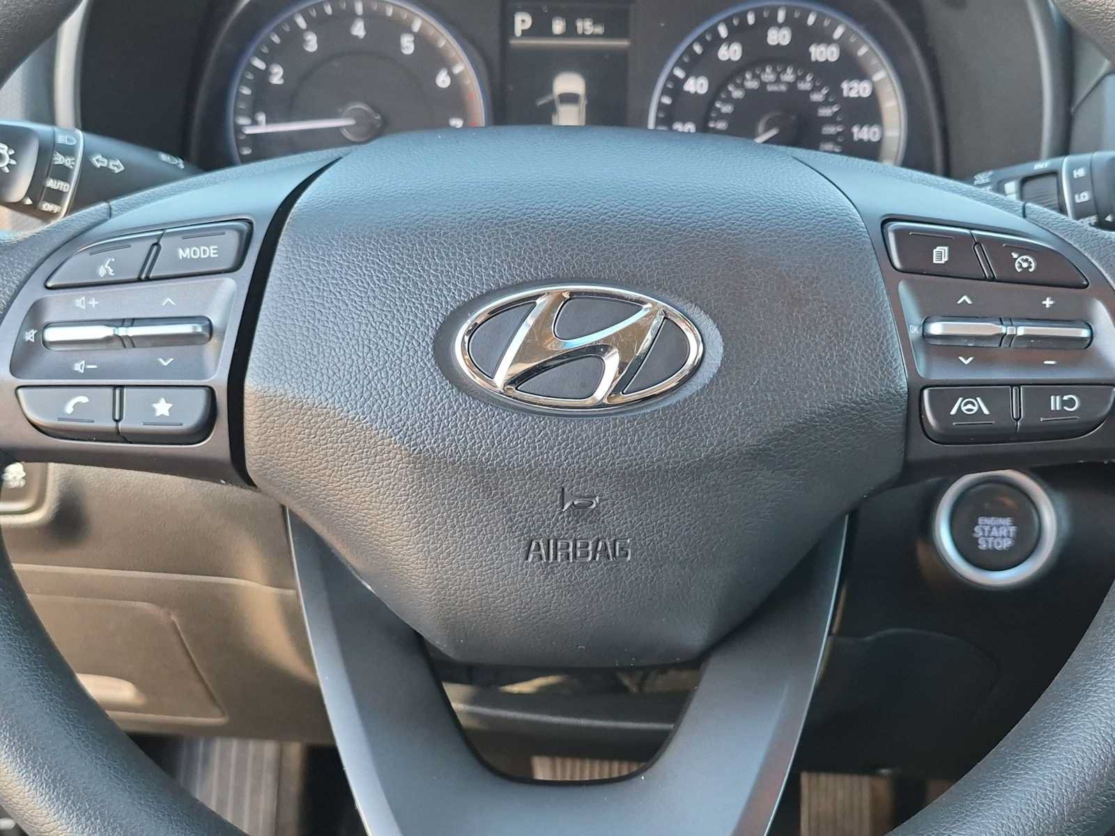 Used 2023 Hyundai Kona SEL AWD/4WD image 30