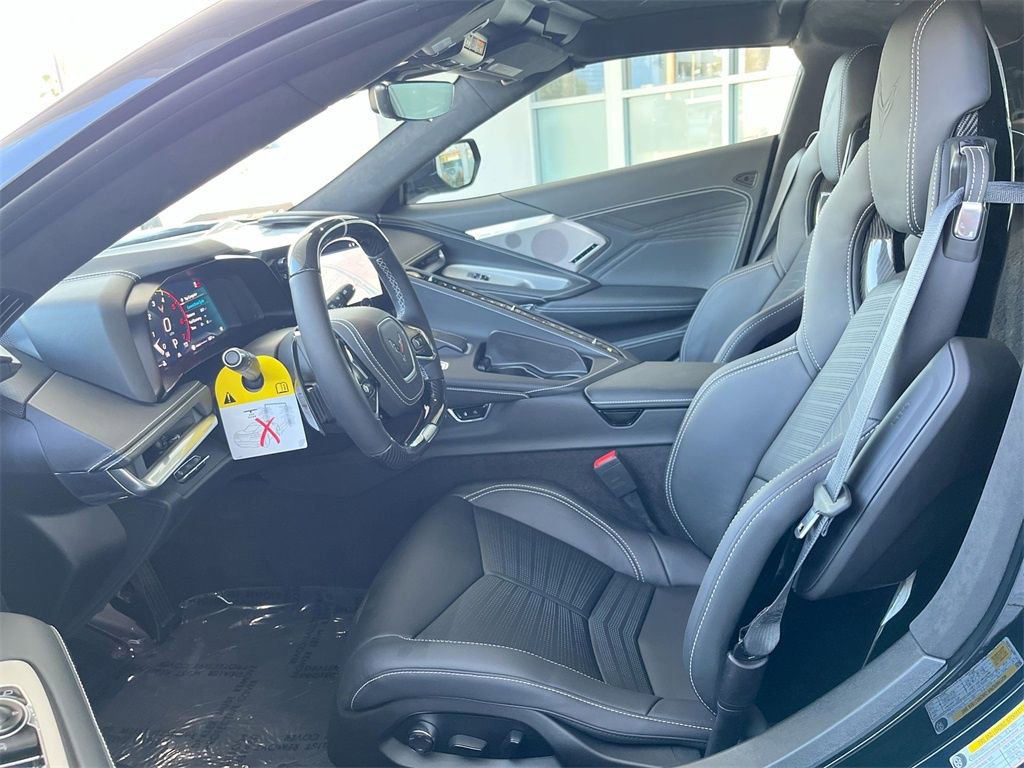 New 2025 Chevrolet Corvette E-Ray image 19