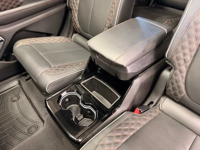 Used 2021 Jeep Grand Cherokee L Summit AWD/4WD image 15