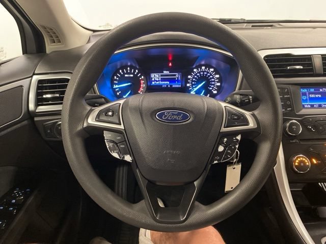 Used 2013 Ford Fusion SE FWD image 13