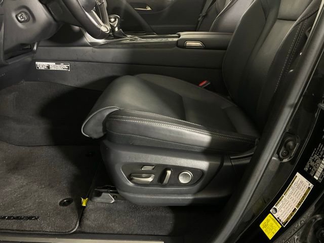 Used 2023 Lexus LX 600 4WD w/ Appearance Package image 30