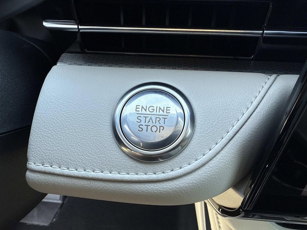 New 2026 Lincoln Nautilus Premier w/ Equipment Group 102A image 28