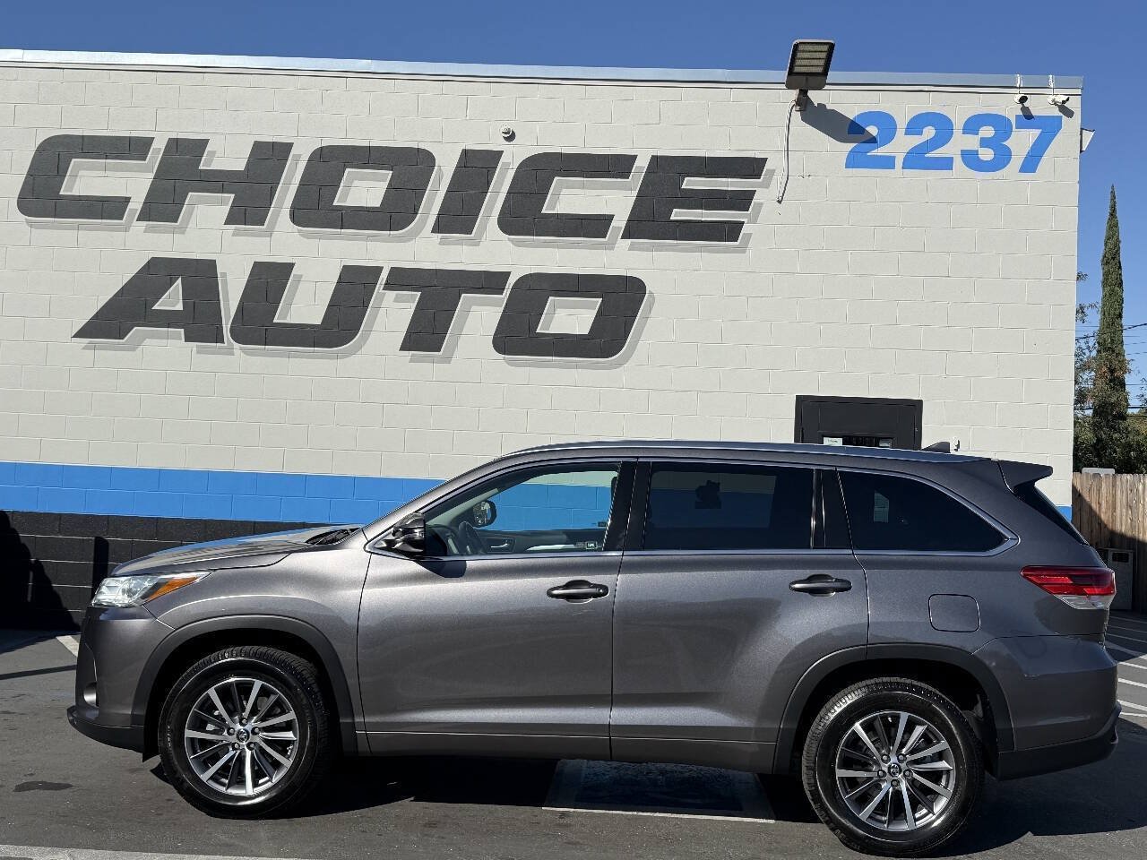 Used 2018 Toyota Highlander XLE FWD image 29