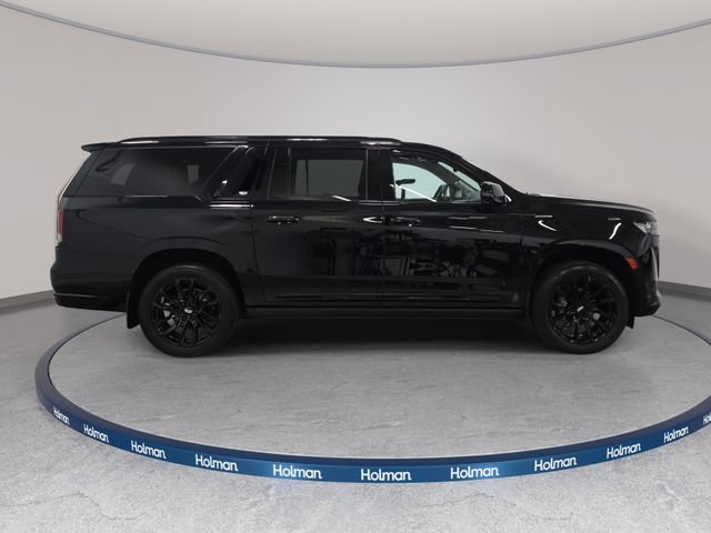 Used 2022 Cadillac Escalade ESV Sport w/ Touring Package AWD/4WD image 5