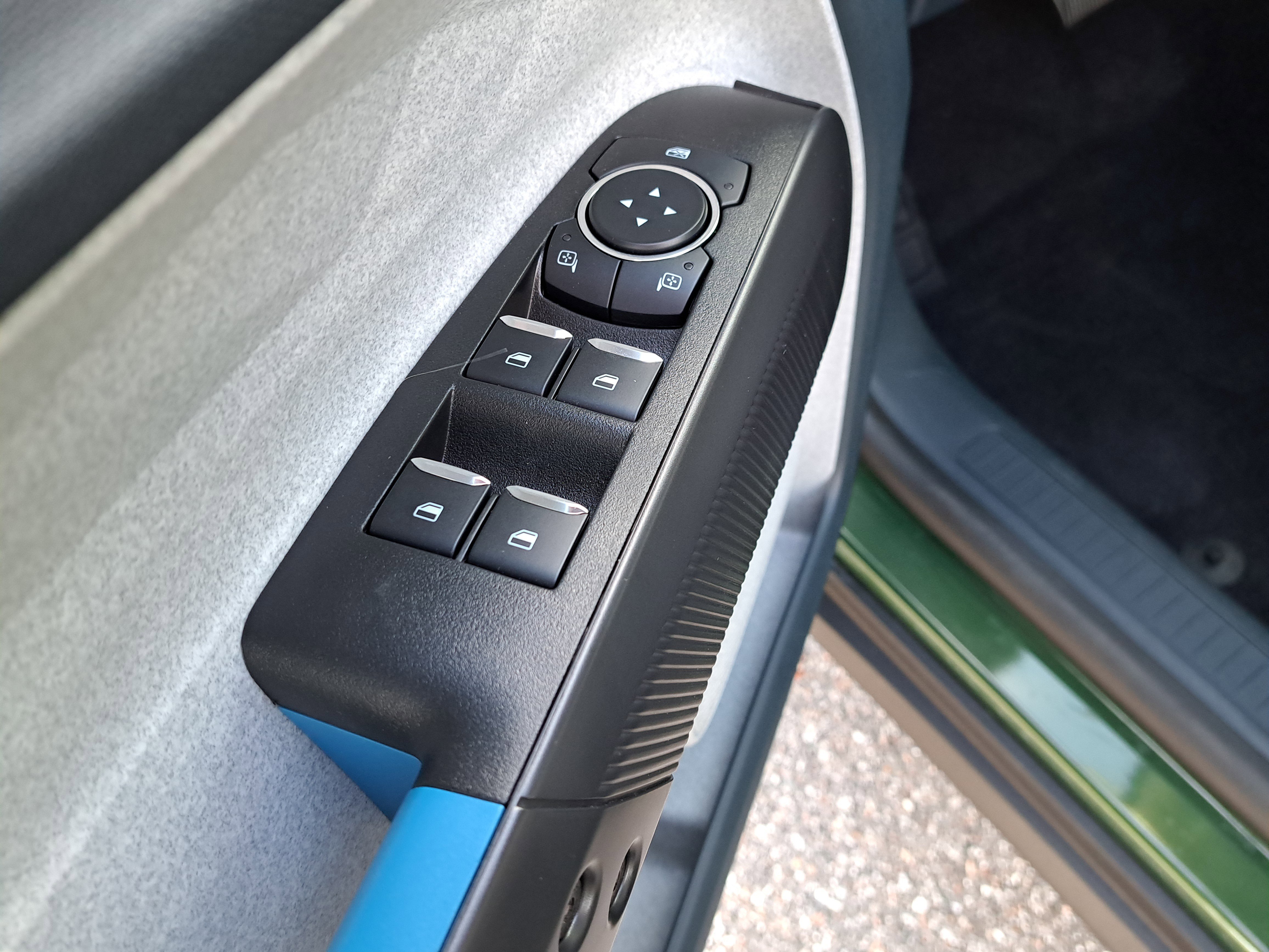 Used 2025 Ford Maverick XLT w/ XLT Luxury Package image 13