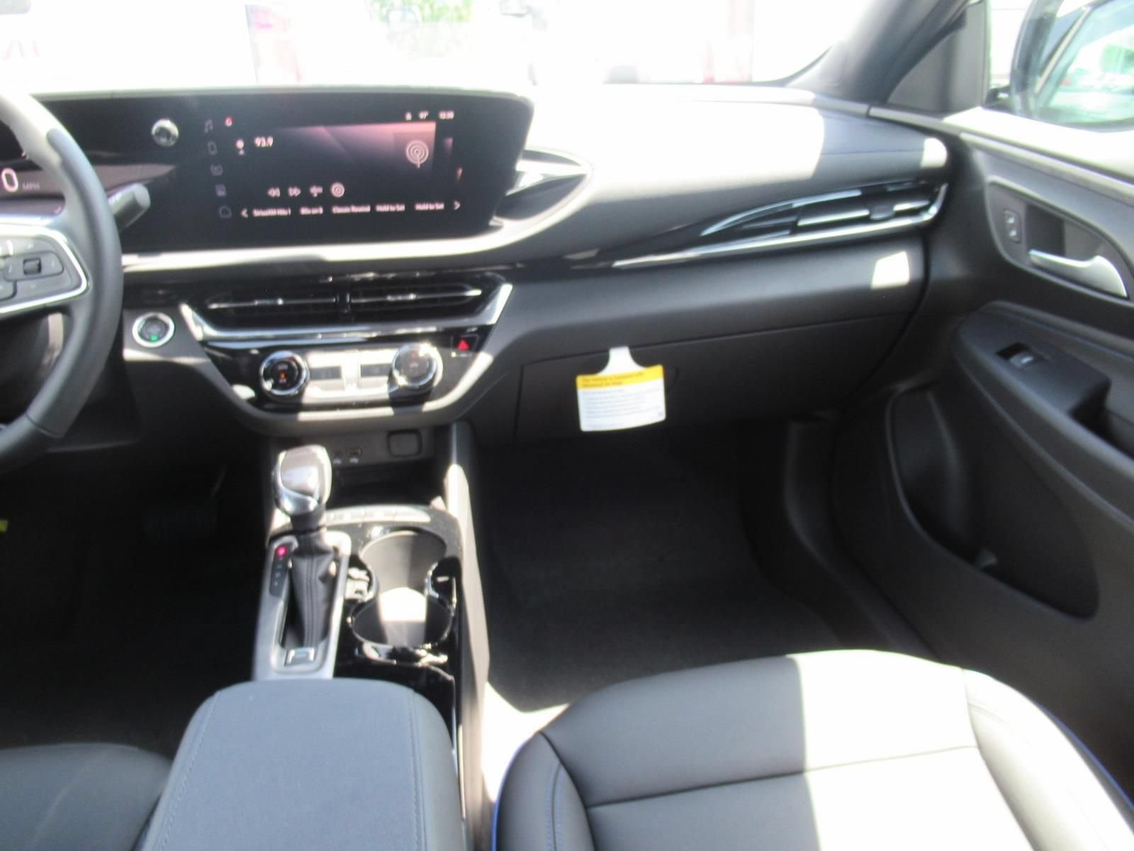 New 2026 Buick Envista Sport Touring w/ Convenience I Package FWD image 14