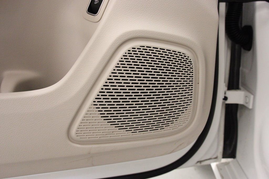 Certified 2025 Mercedes-Benz CLA 250 4MATIC image 24