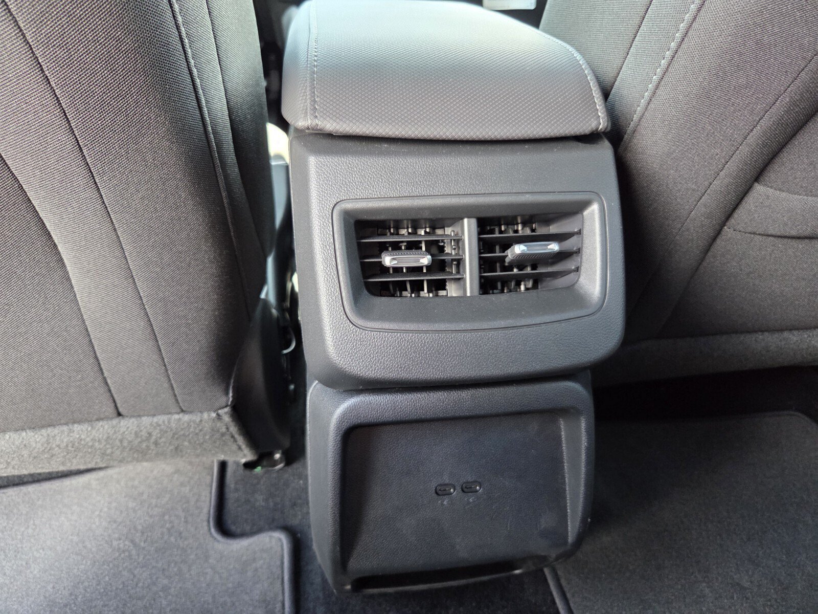 New 2026 Chevrolet Equinox EV LT FWD image 10