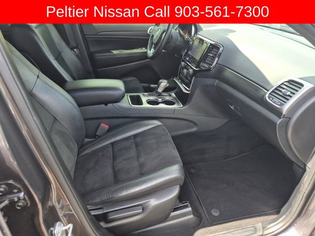 Used 2020 Jeep Grand Cherokee Altitude RWD image 10