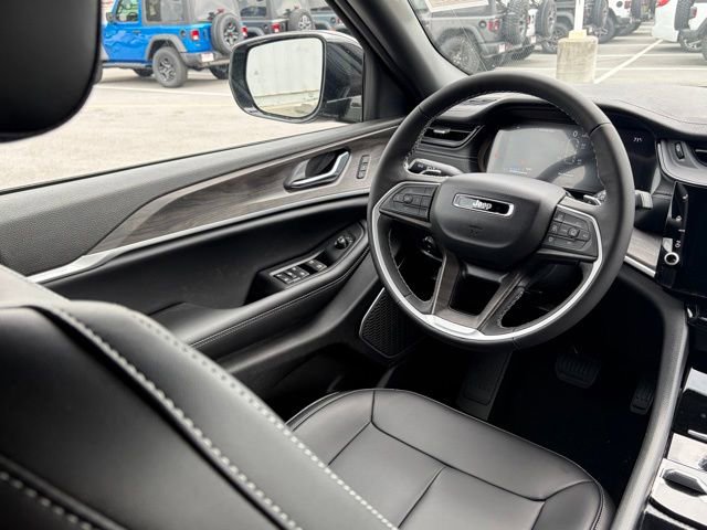 New 2026 Jeep Grand Cherokee L Limited AWD/4WD image 33