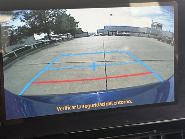 Used 2025 Toyota Corolla SE FWD image 18